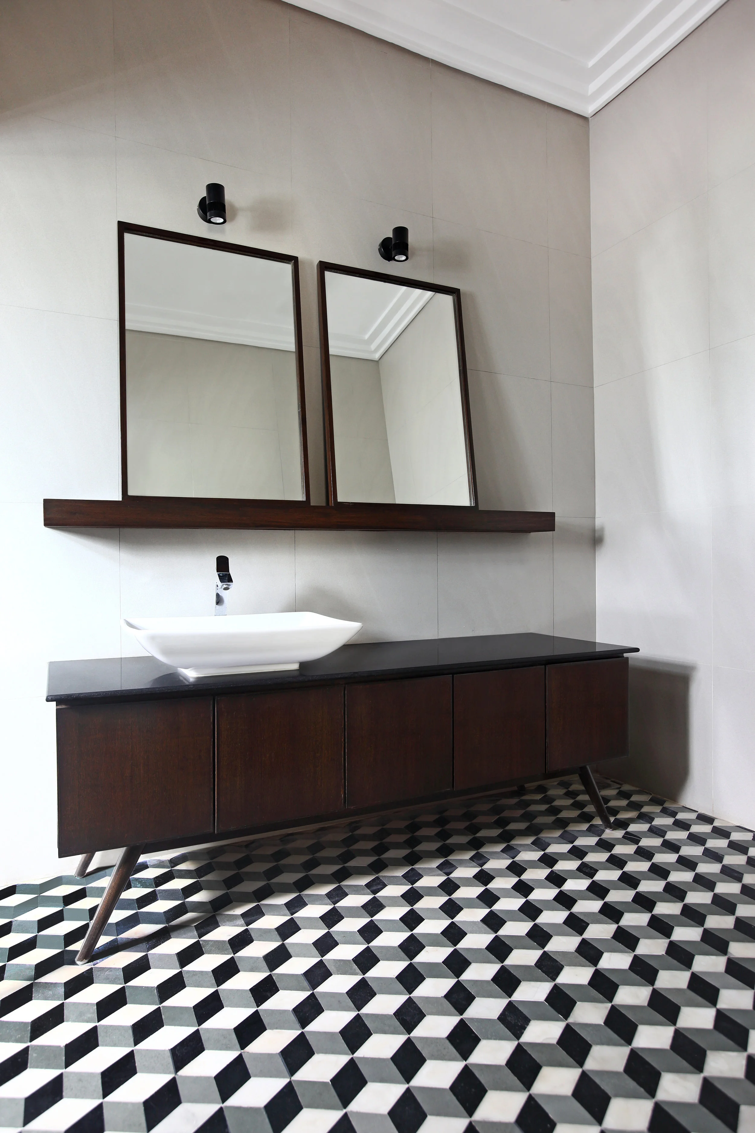 インドコロニアルキャビネット インド コロニアル キャビネット - 西洋